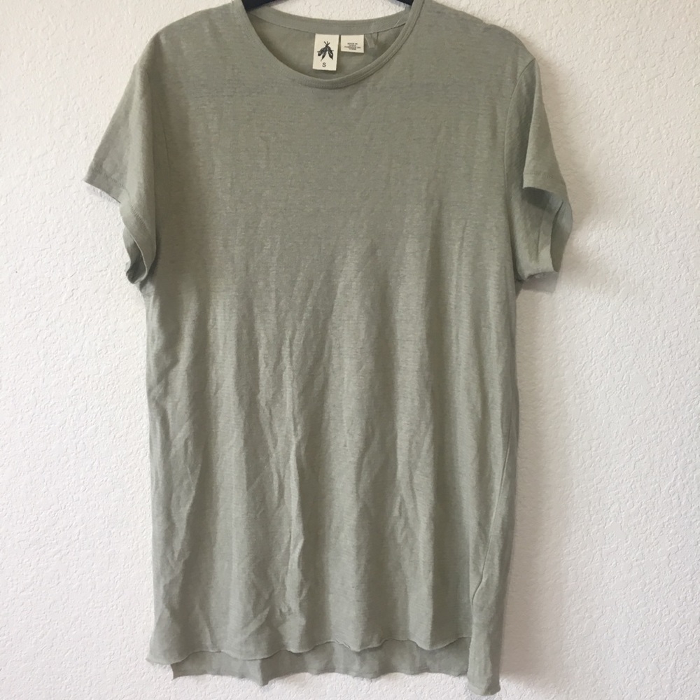Urban Outfitters Feathers | T-Shirt